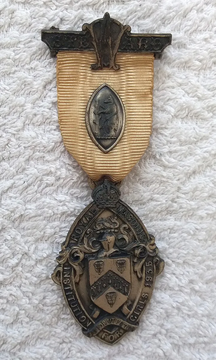 1935 RMIG jewel