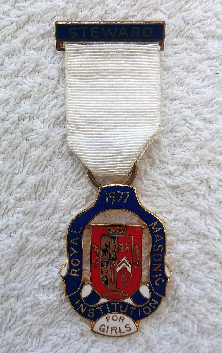 1977 RMIG jewel