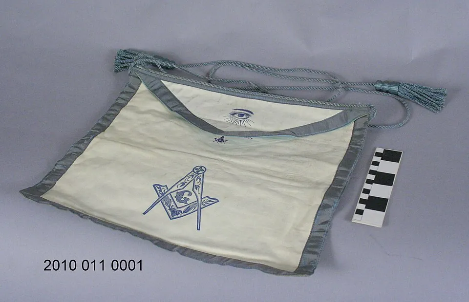 Masonic Apron with Blue Accents