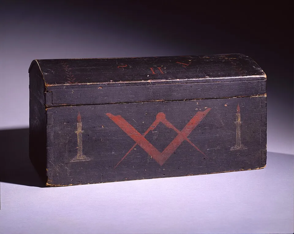 Masonic Regalia Box-saam 1986.65.83