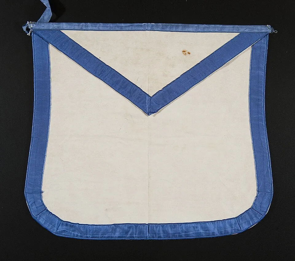 VM 00079 - Apron for the Department of the Masters' Degree - 1875-1899